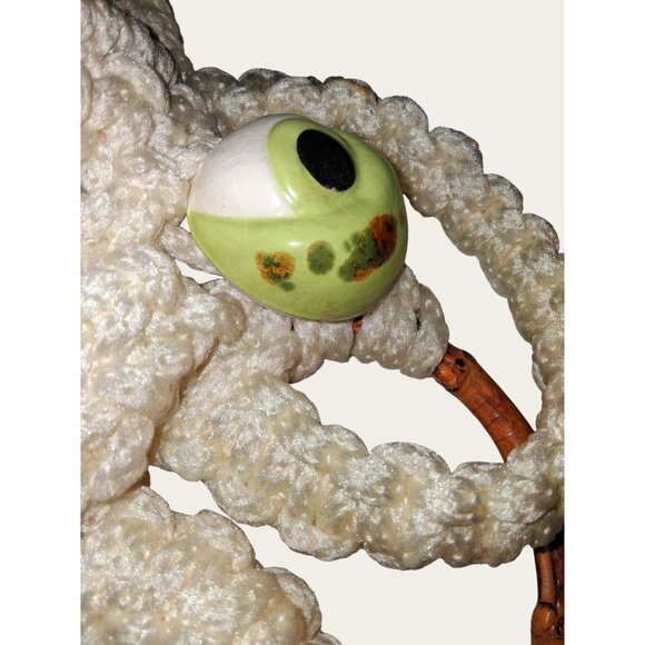 Vintage Macramé Frog Wall Hanging With Ceramic Eyes - Picture 7 of 10